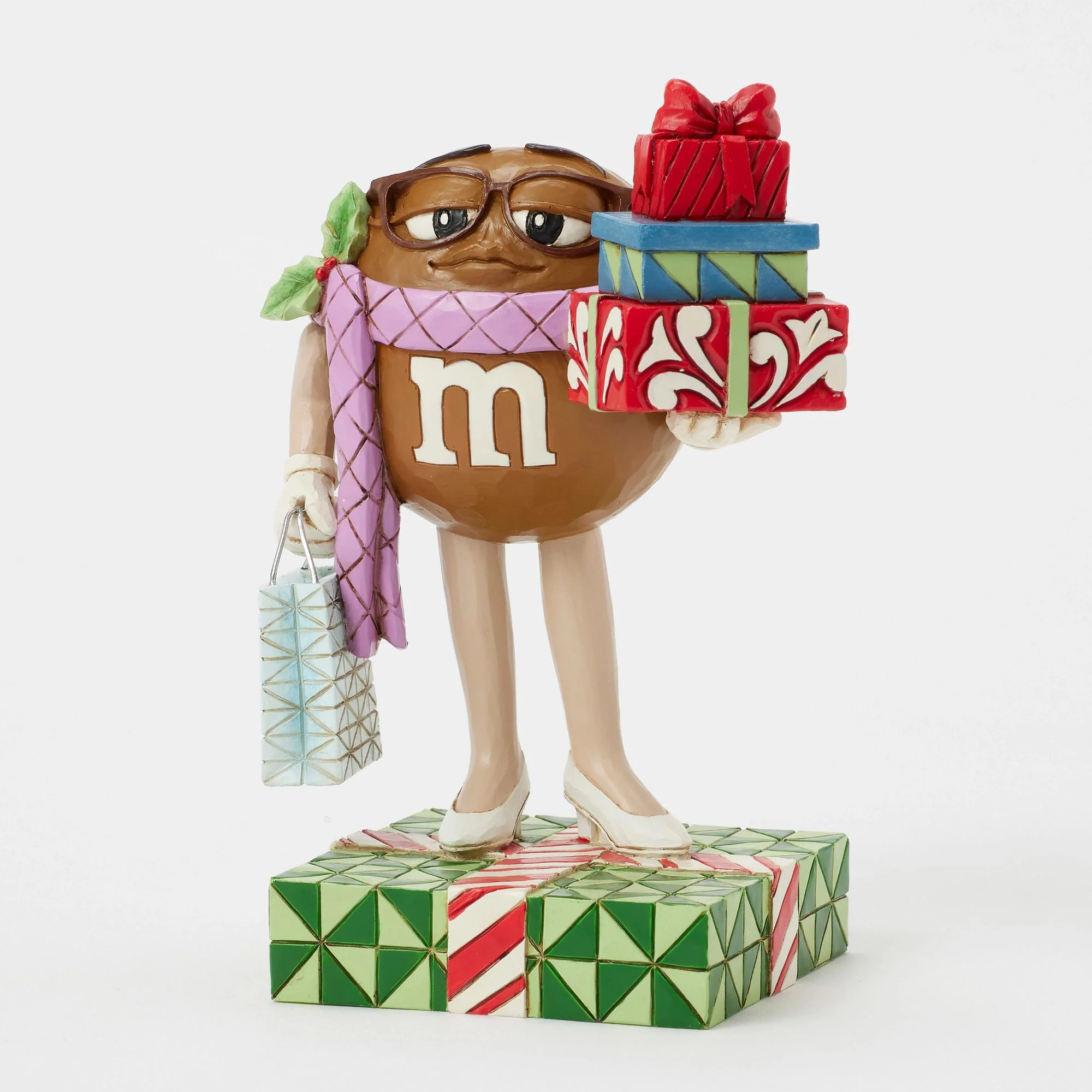 M&M'S Brown Charac w/ Presents - Image 3